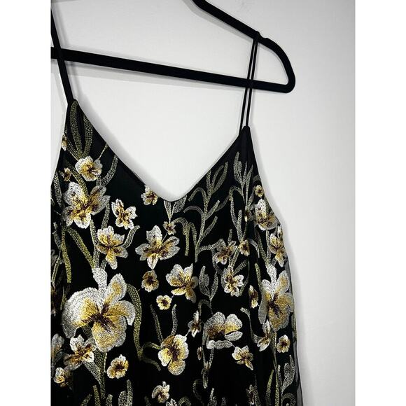 Little Moon from Anthropolgie embroidered dress size medium - Picture 2 of 7